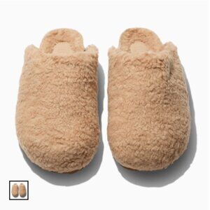 Intentionally Blank Apres Slipper SZ 8